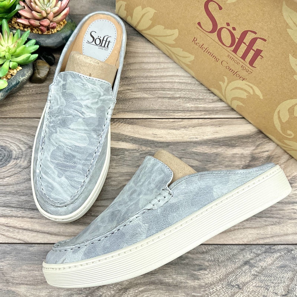 NIB Sofft Somers Moc 8.5M Light Gray Leather Sneaker Mules